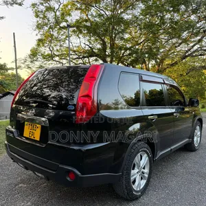 Nissan X-Trail 2010 Black
