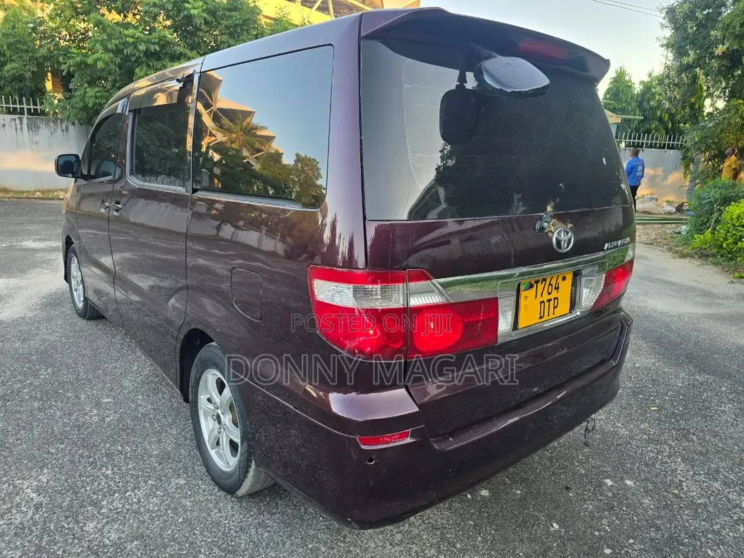 Toyota Alphard 2004 Black