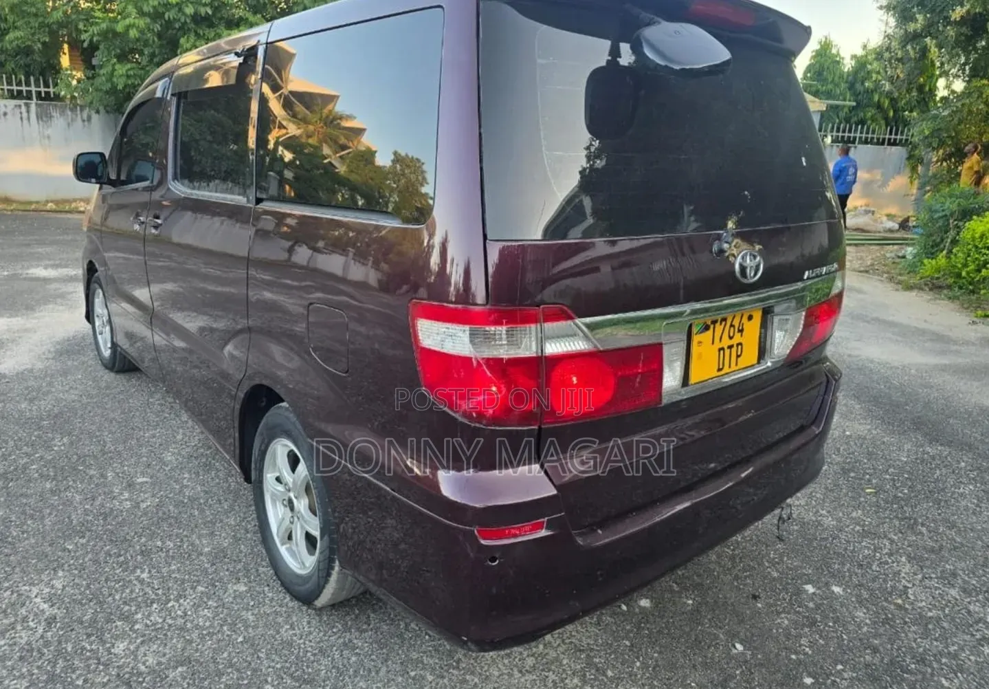 Toyota Alphard 2004 Black