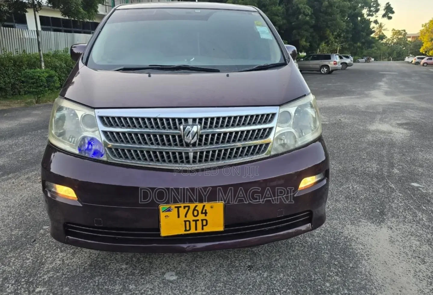 Toyota Alphard 2004 Black