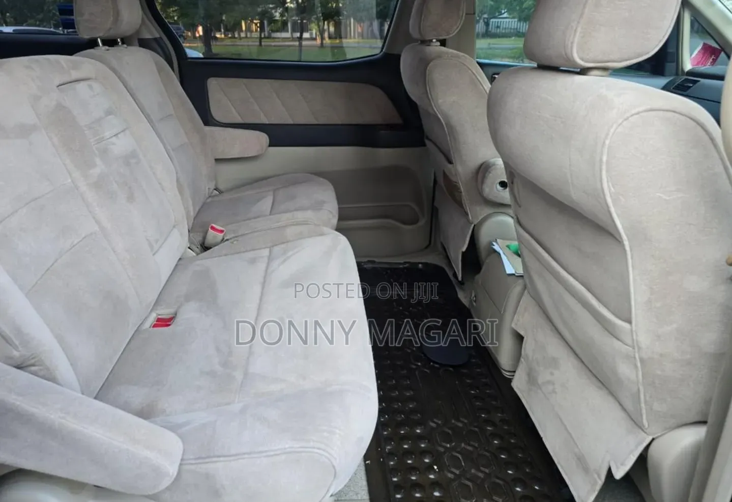 Toyota Alphard 2004 Black