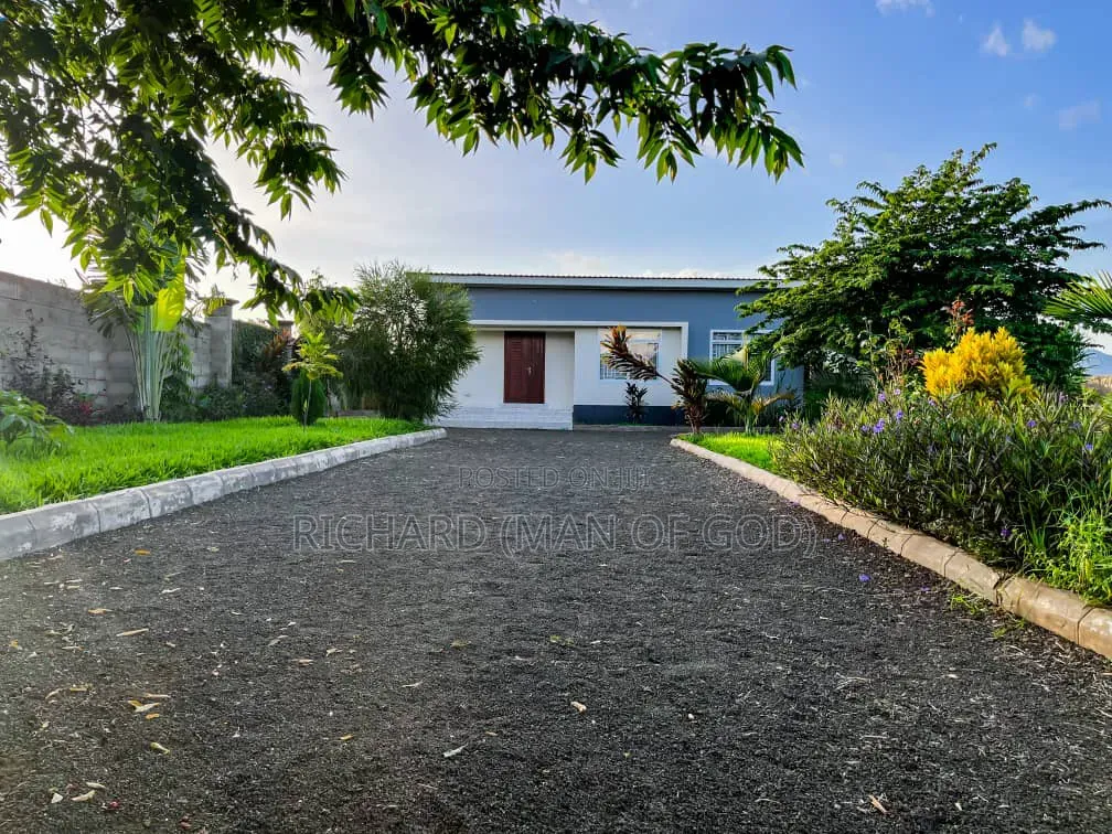 Furnished 2bdrm Bungalow in Gomba Estate, Central Business Area