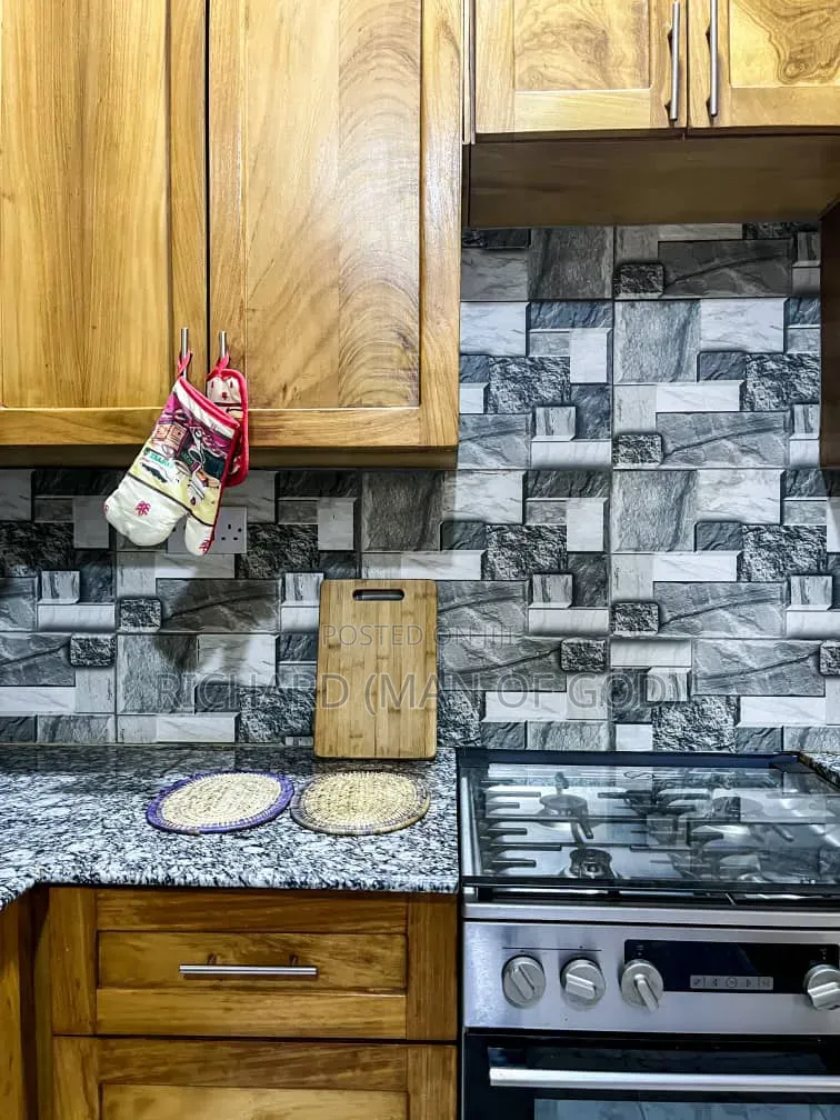 Furnished 2bdrm Bungalow in Gomba Estate, Central Business Area