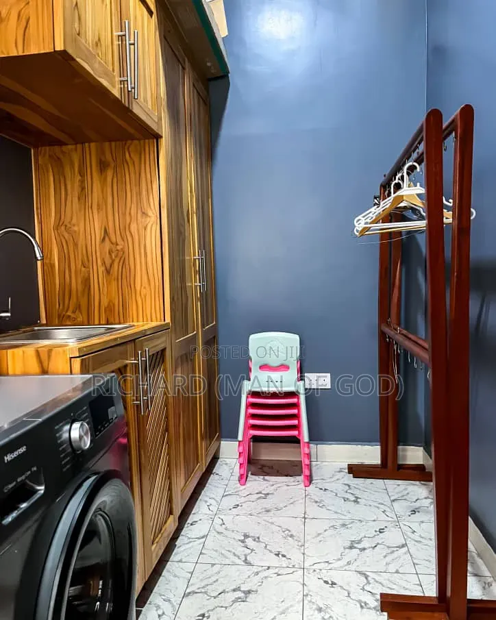 Furnished 2bdrm Bungalow in Gomba Estate, Central Business Area
