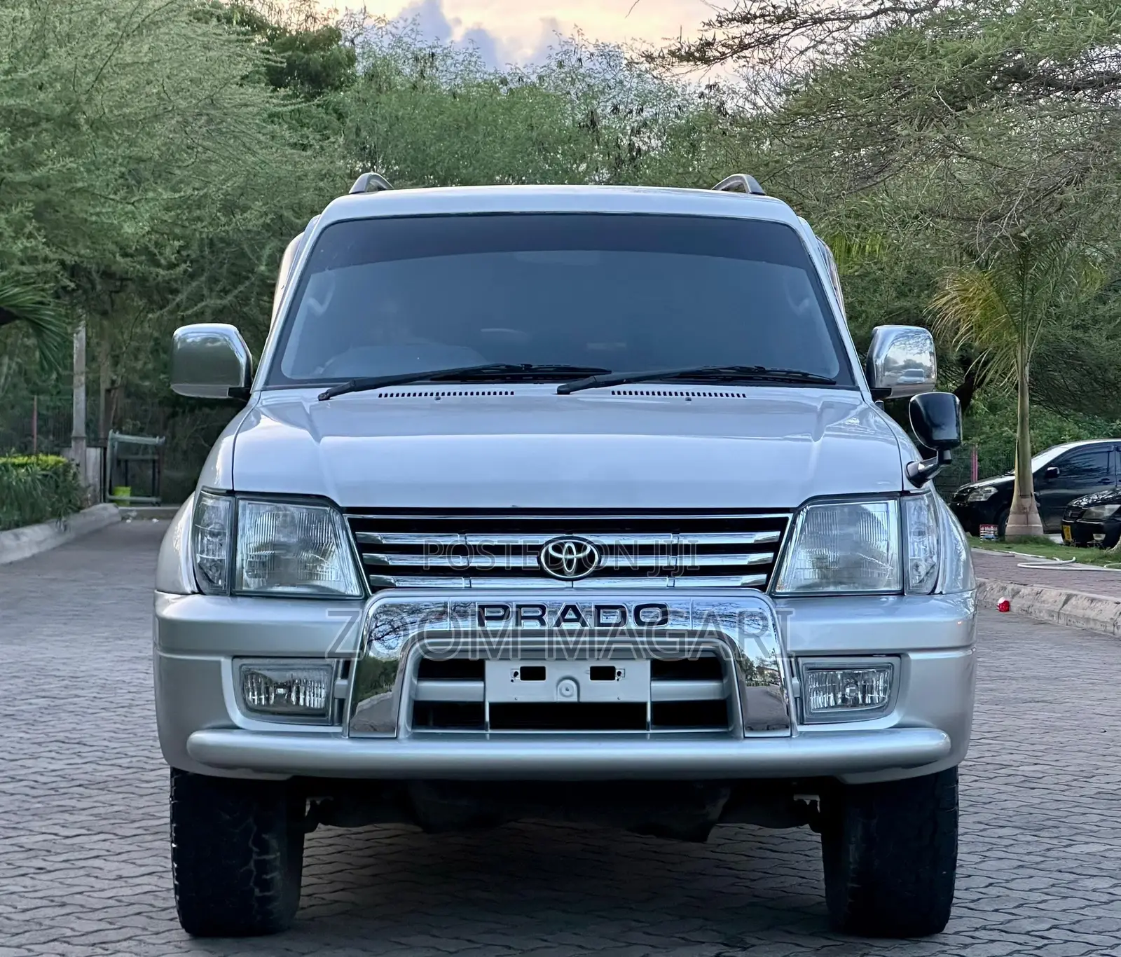 Toyota Land Cruiser Prado 2002 Silver