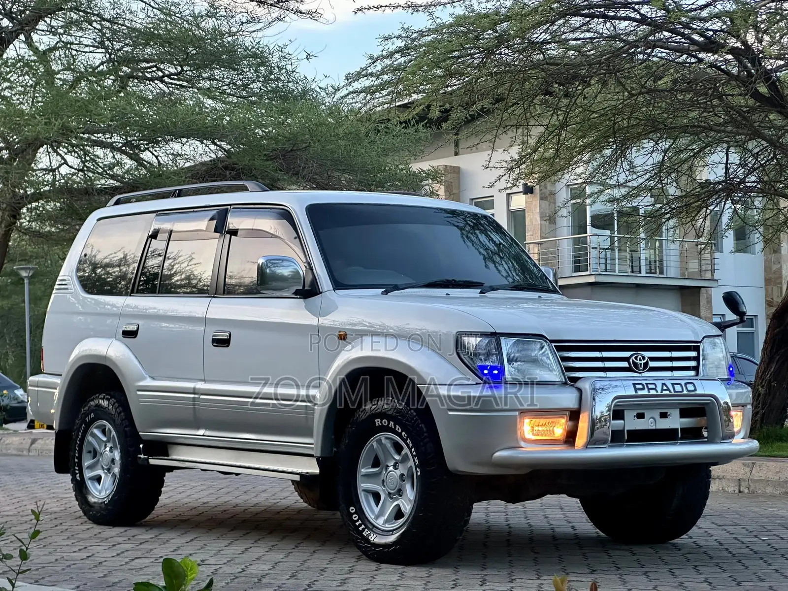 Toyota Land Cruiser Prado 2002 Silver