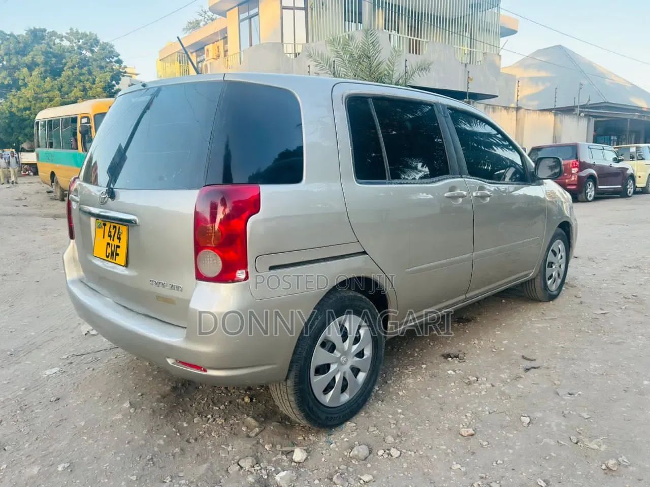 Toyota Raum 2007 Silver