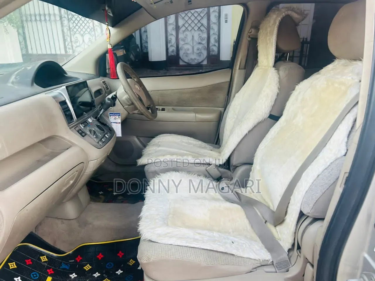 Toyota Raum 2007 Silver