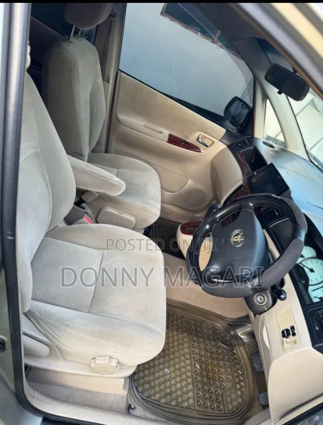 Toyota Corolla Spacio 2005 Silver