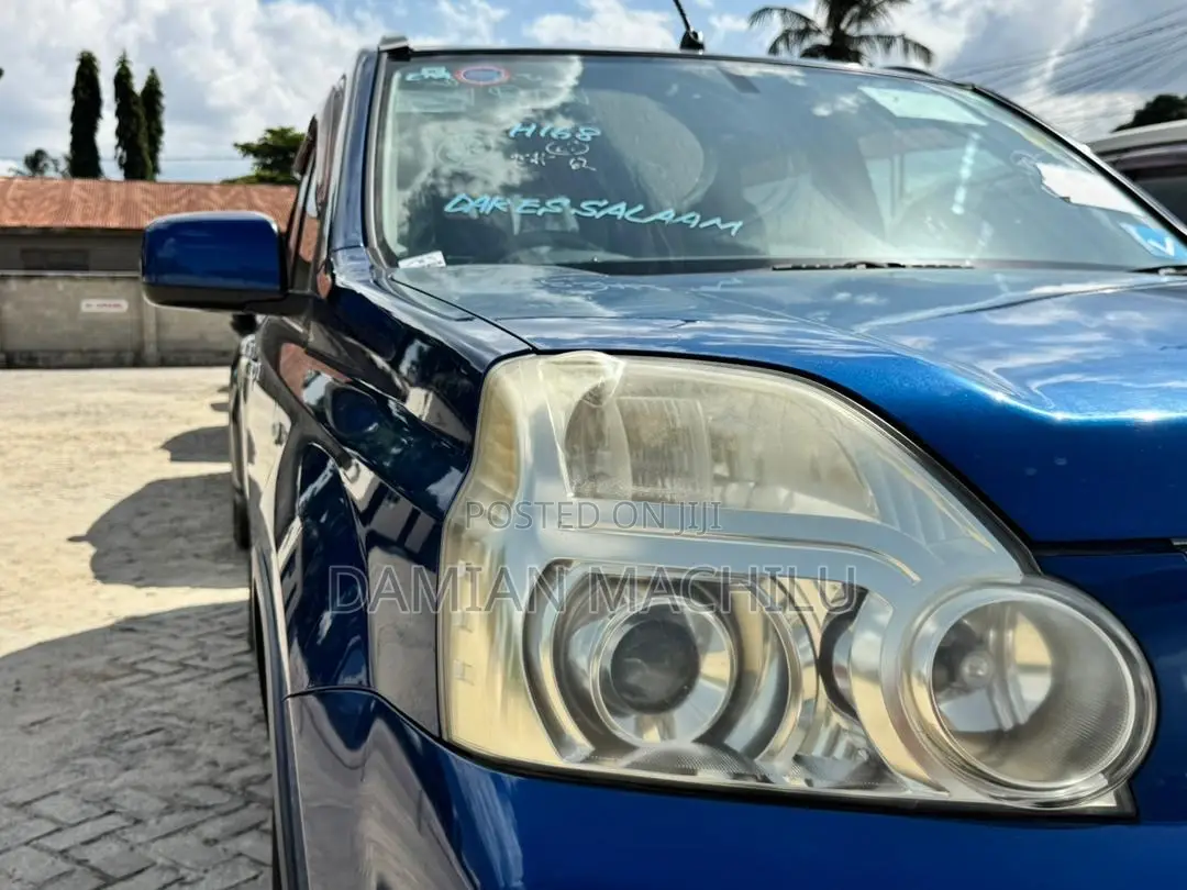 Nissan X-Trail 2011 Blue