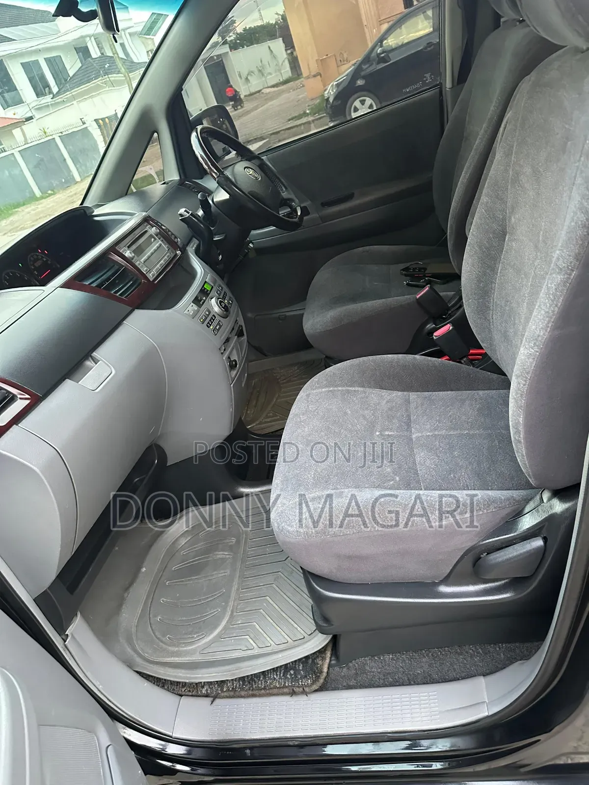 Toyota Noah 2008 Black