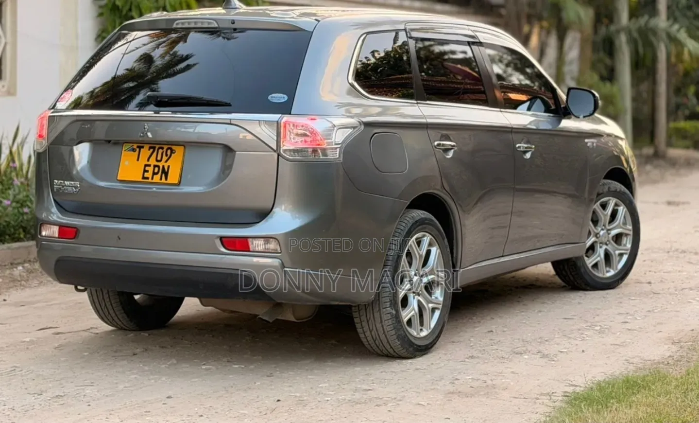 Mitsubishi Outlander 2013 Gray