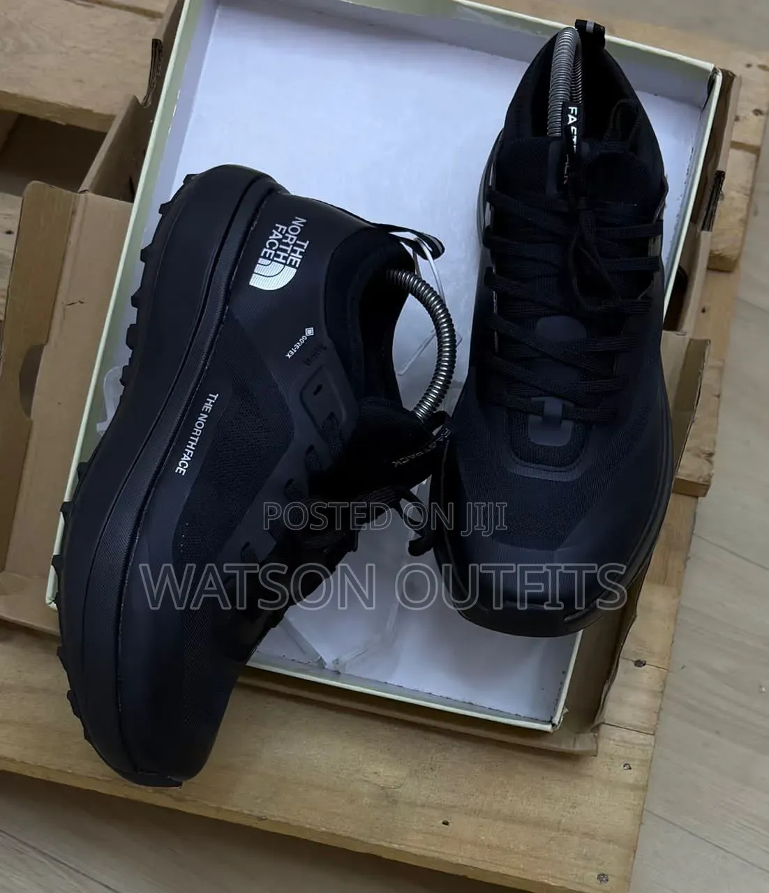 Men's Leather Sneaker Shoes or Footwears North Face Smartly Branded