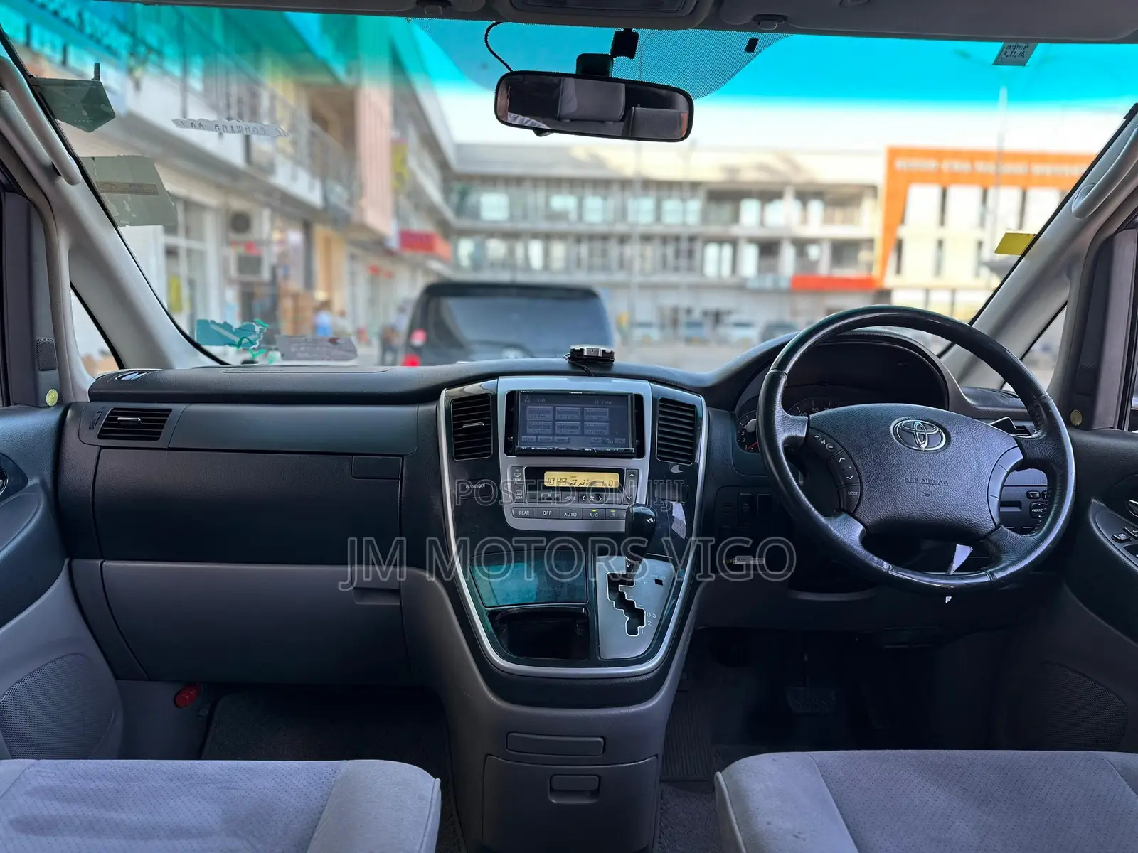 Toyota Alphard 2004 Gray