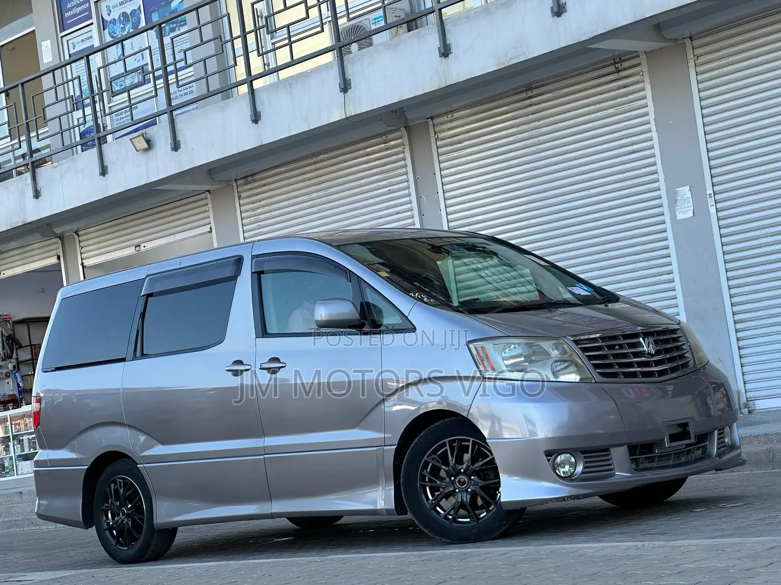Toyota Alphard 2004 Gray