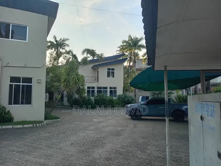 Furnished 3bdrm Villa in Mikocheni for rent