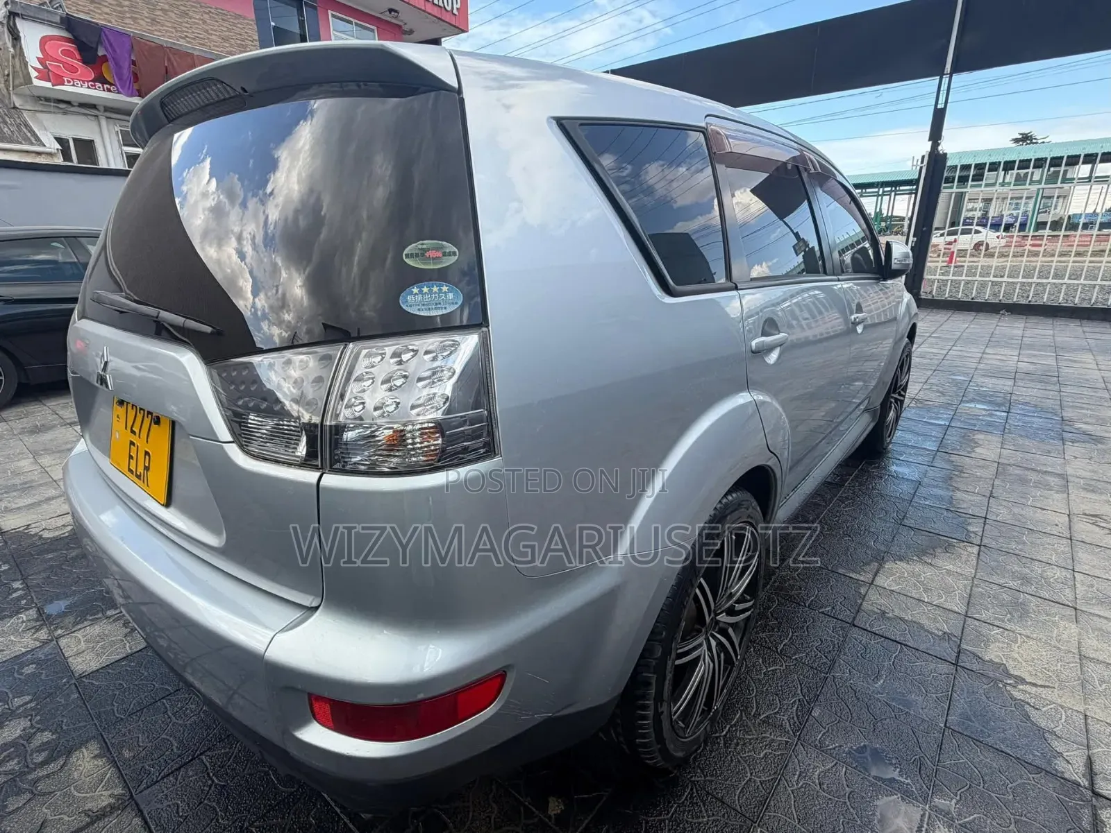 Mitsubishi Outlander 2010 Silver