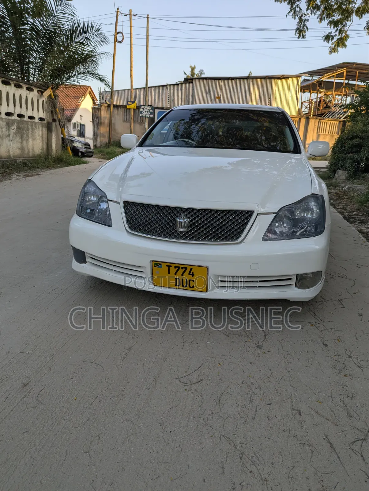 Toyota Crown Royale 2005 White