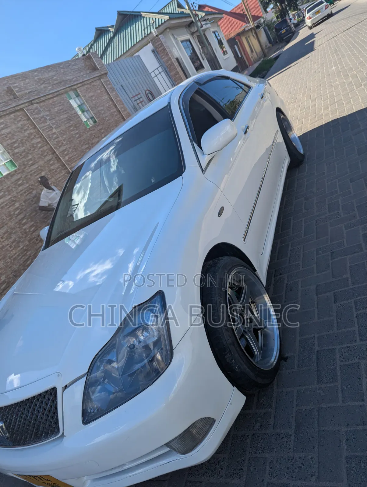 Toyota Crown Royale 2005 White