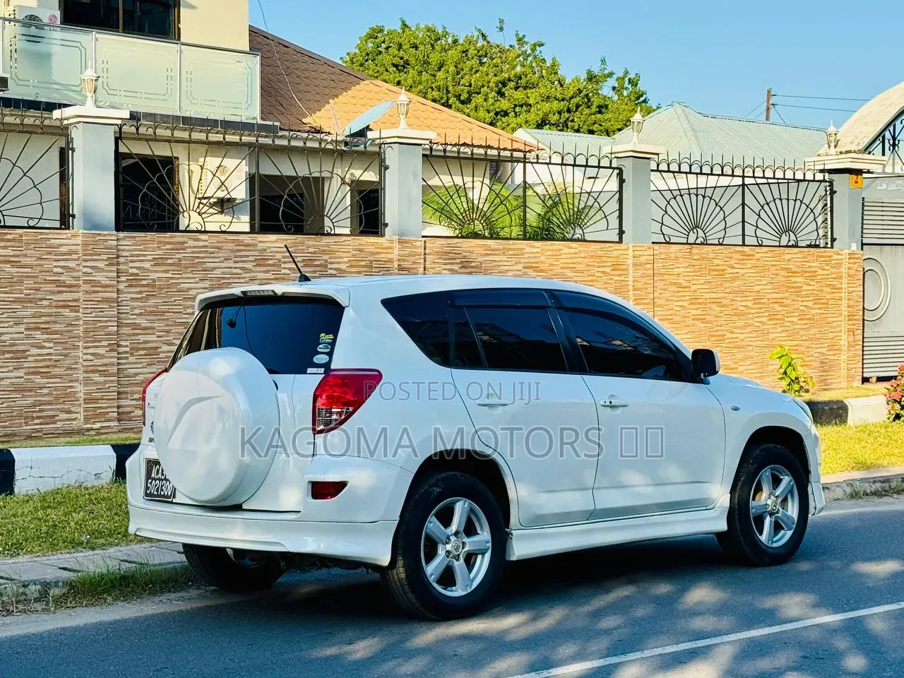 Toyota RAV4 2008 White