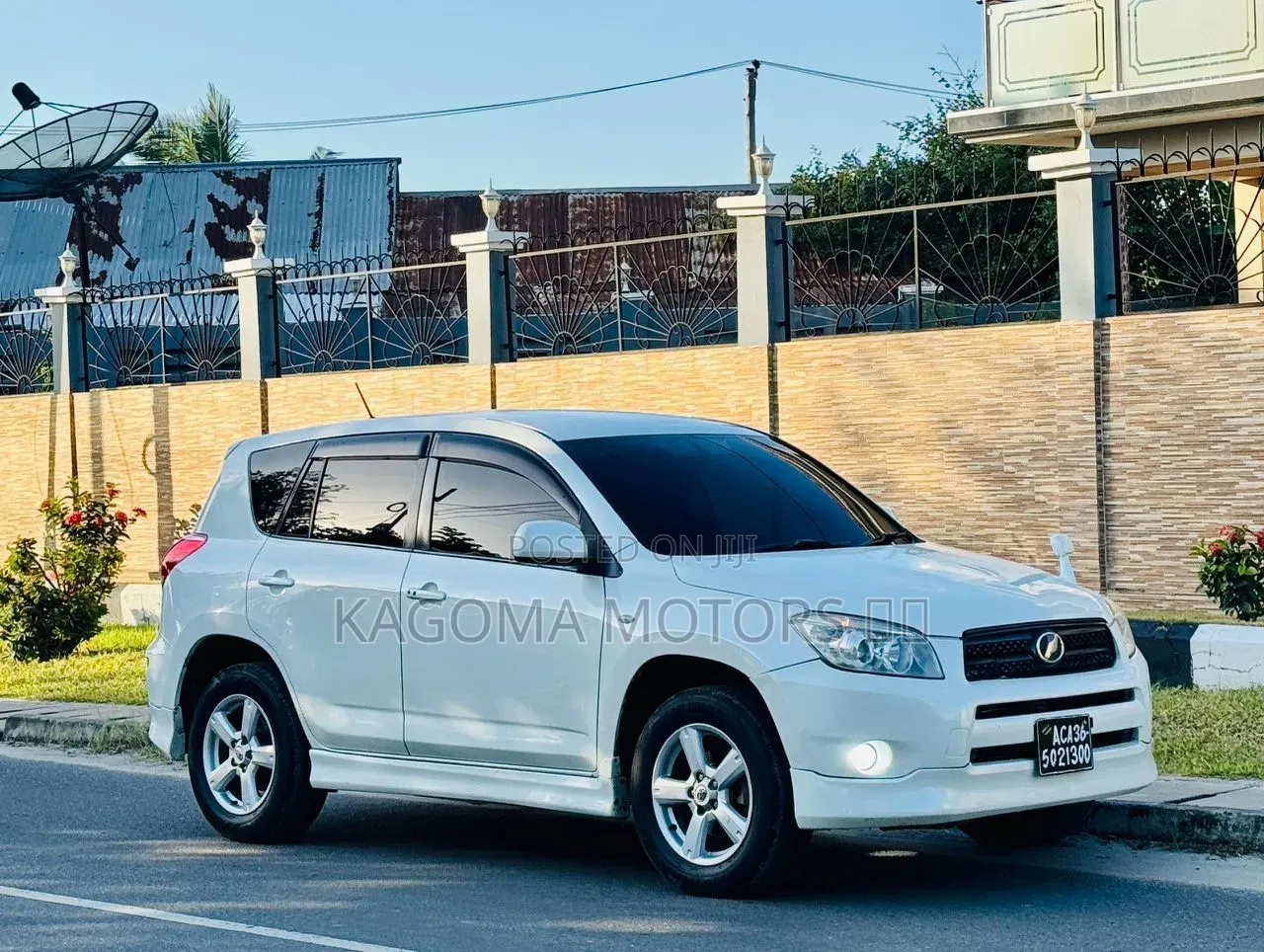 Toyota RAV4 2008 White