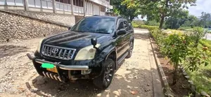 Toyota Land Cruiser 2005 Black