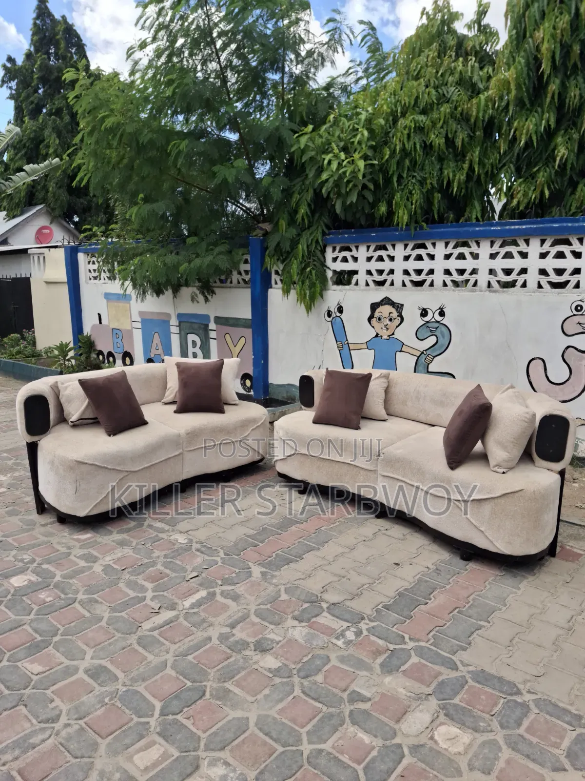 Sofa Set 3; 2