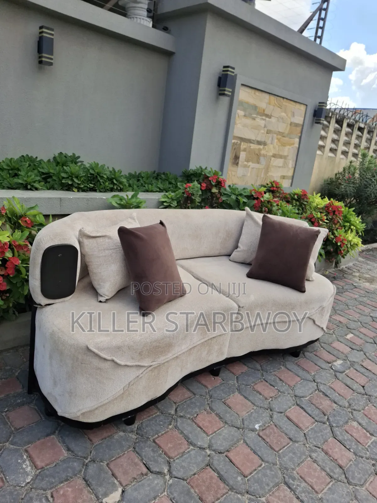 Sofa Set 3; 2