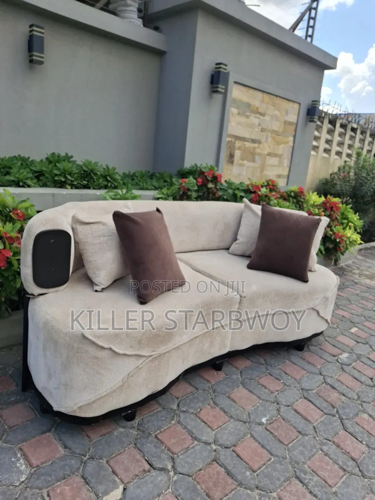 Sofa Set 3; 2