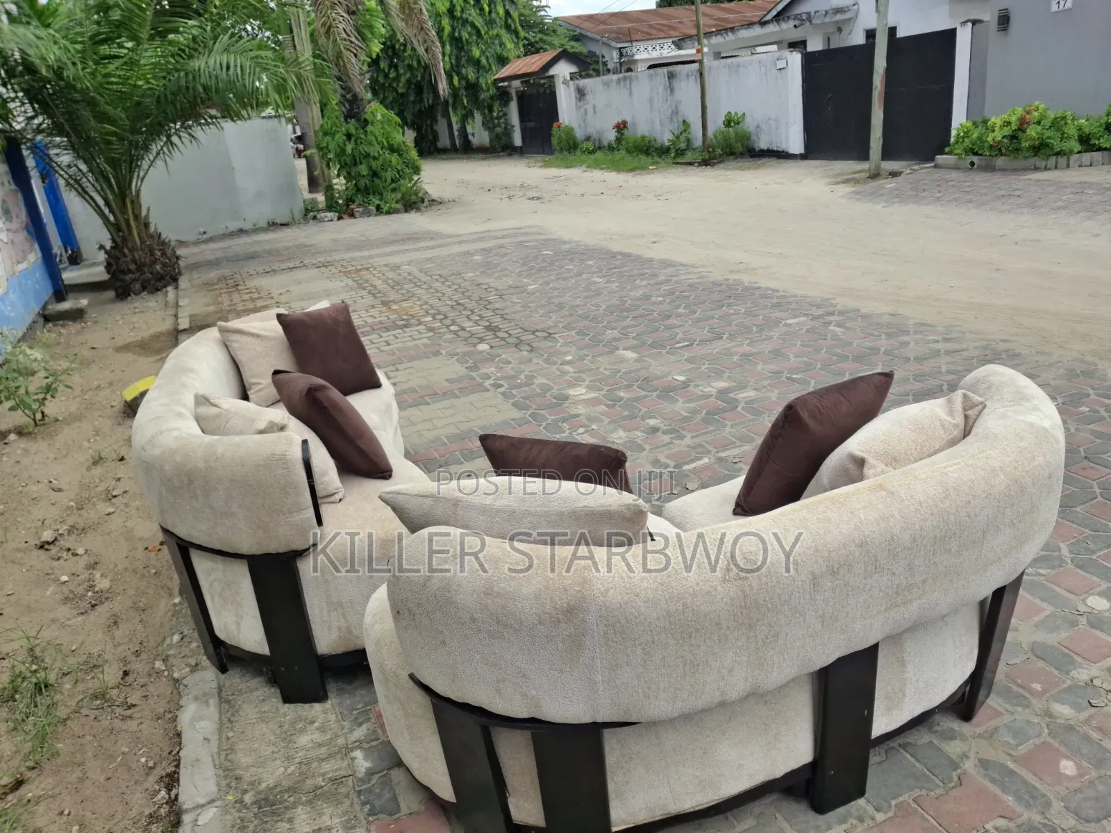 Sofa Set 3; 2