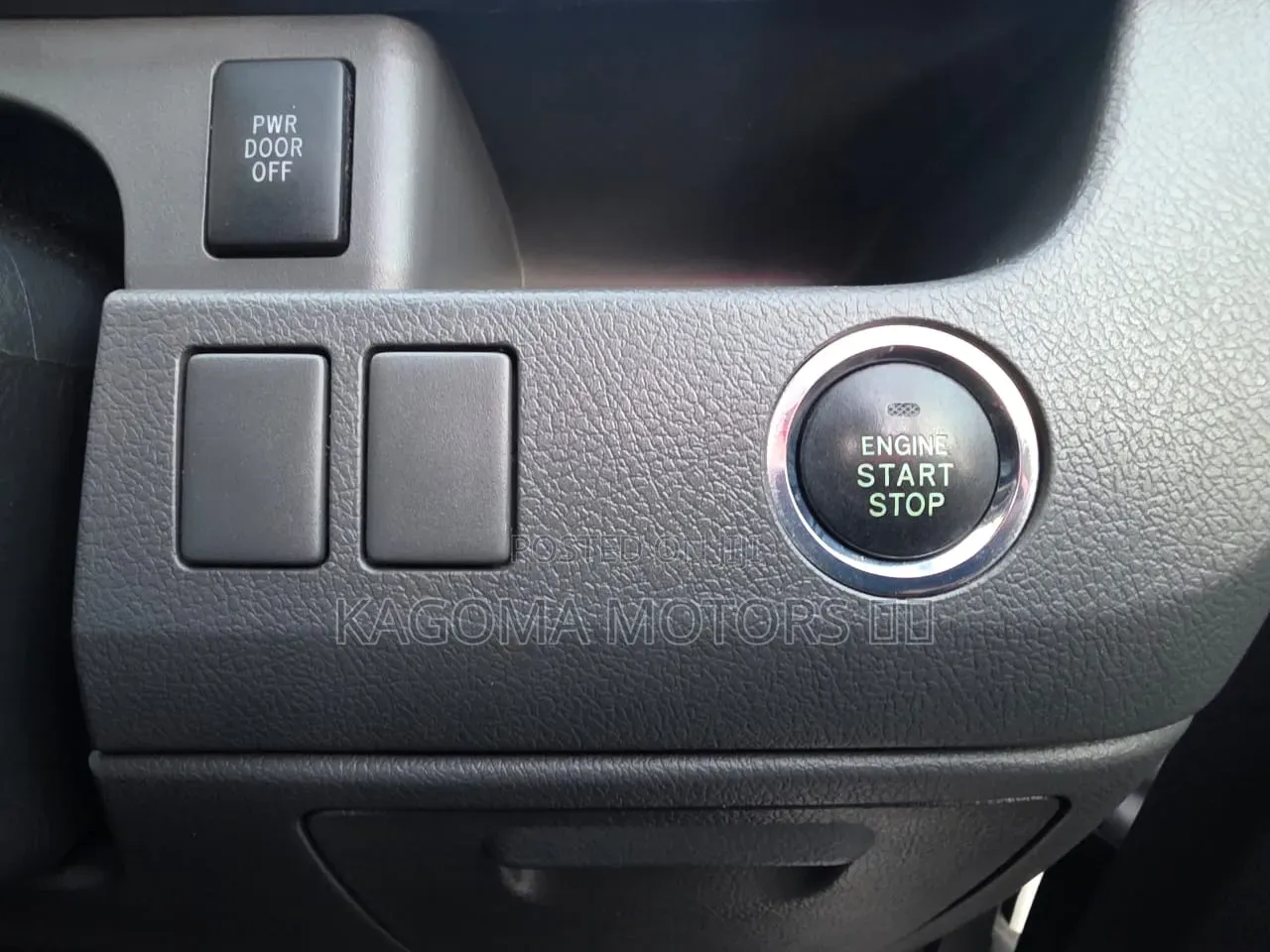 Toyota Noah 2008 Silver