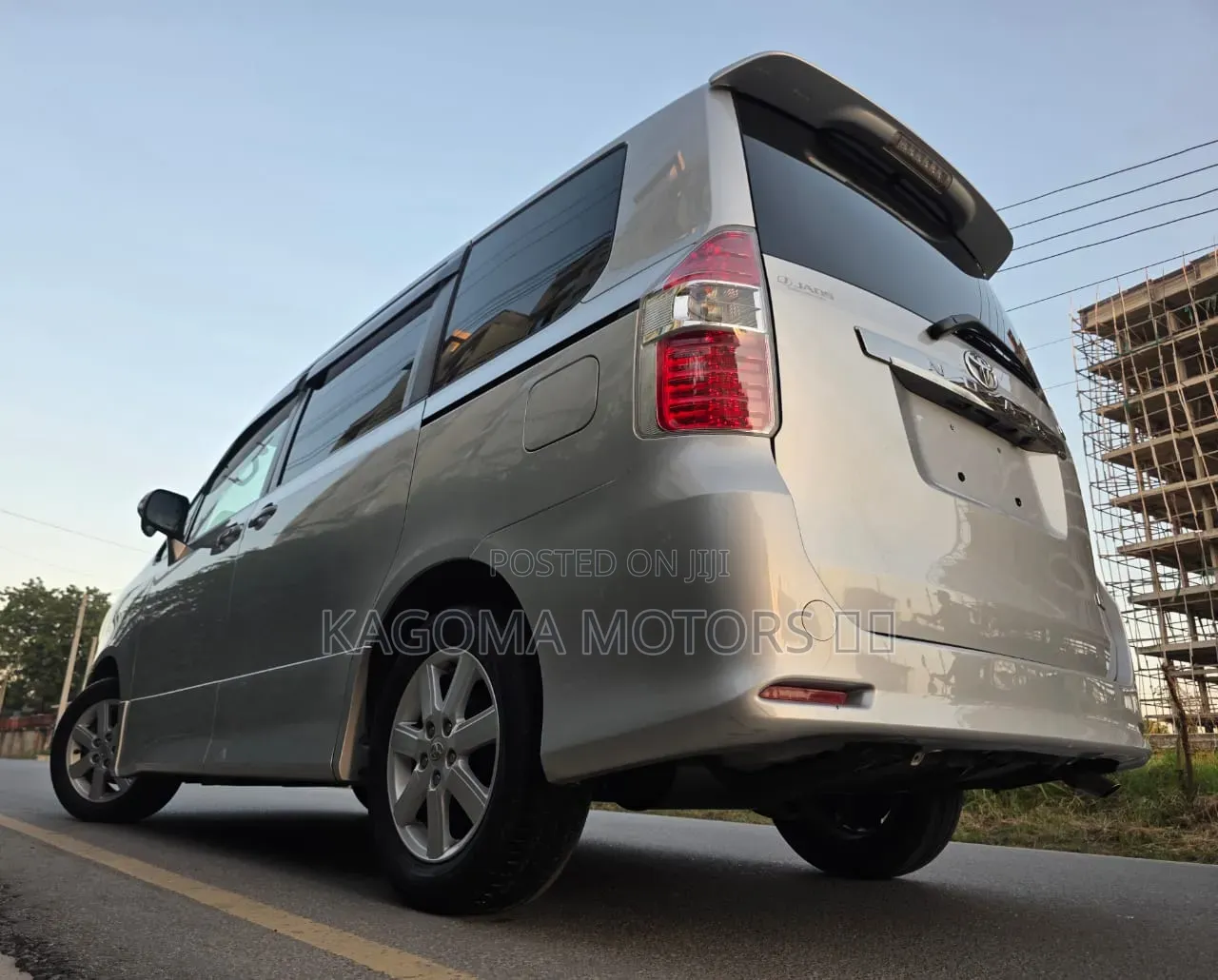 Toyota Noah 2008 Silver