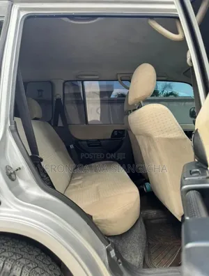Mitsubishi Pajero 2001 Silver