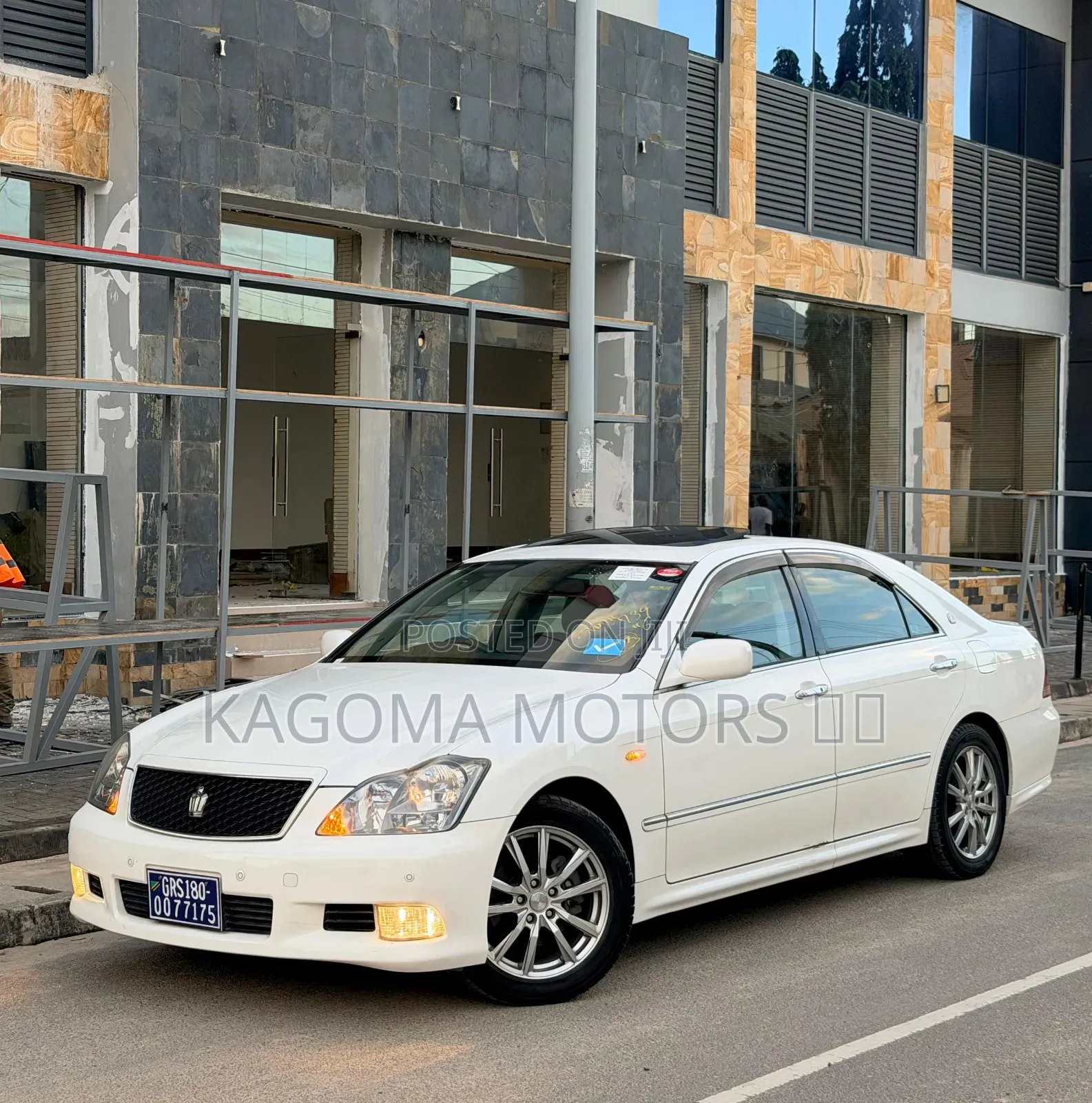 Toyota Crown 2007 White