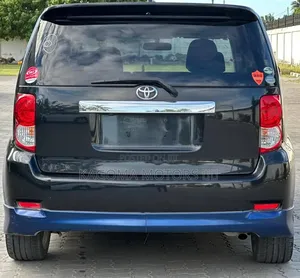 Toyota Corolla Rumion 2008 Black