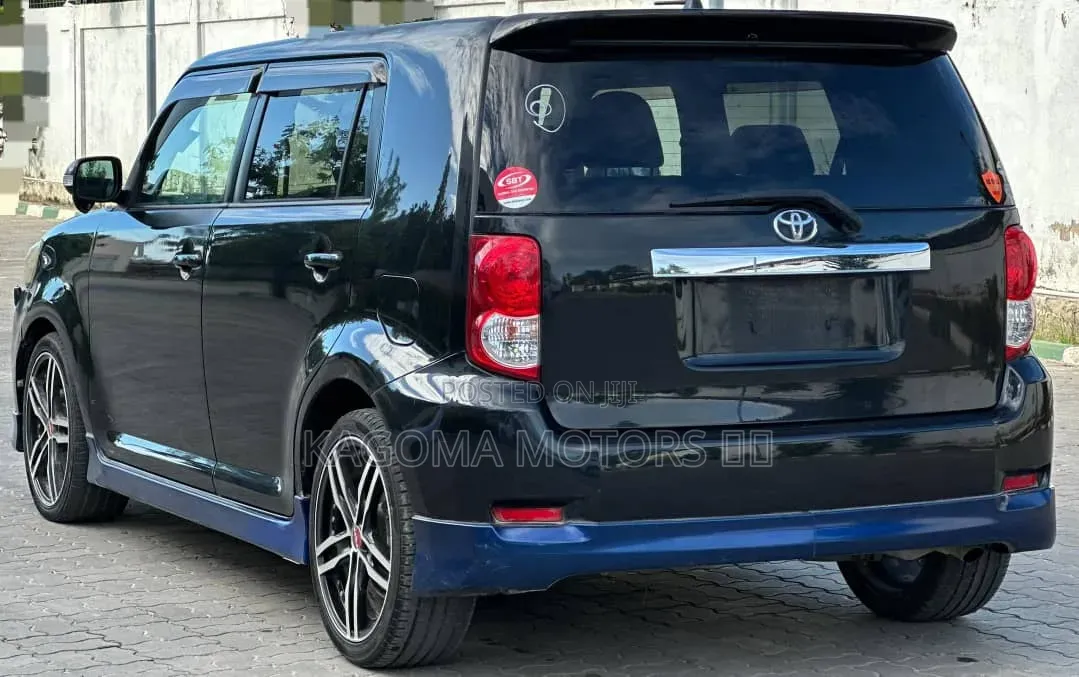 Toyota Corolla Rumion 2008 Black