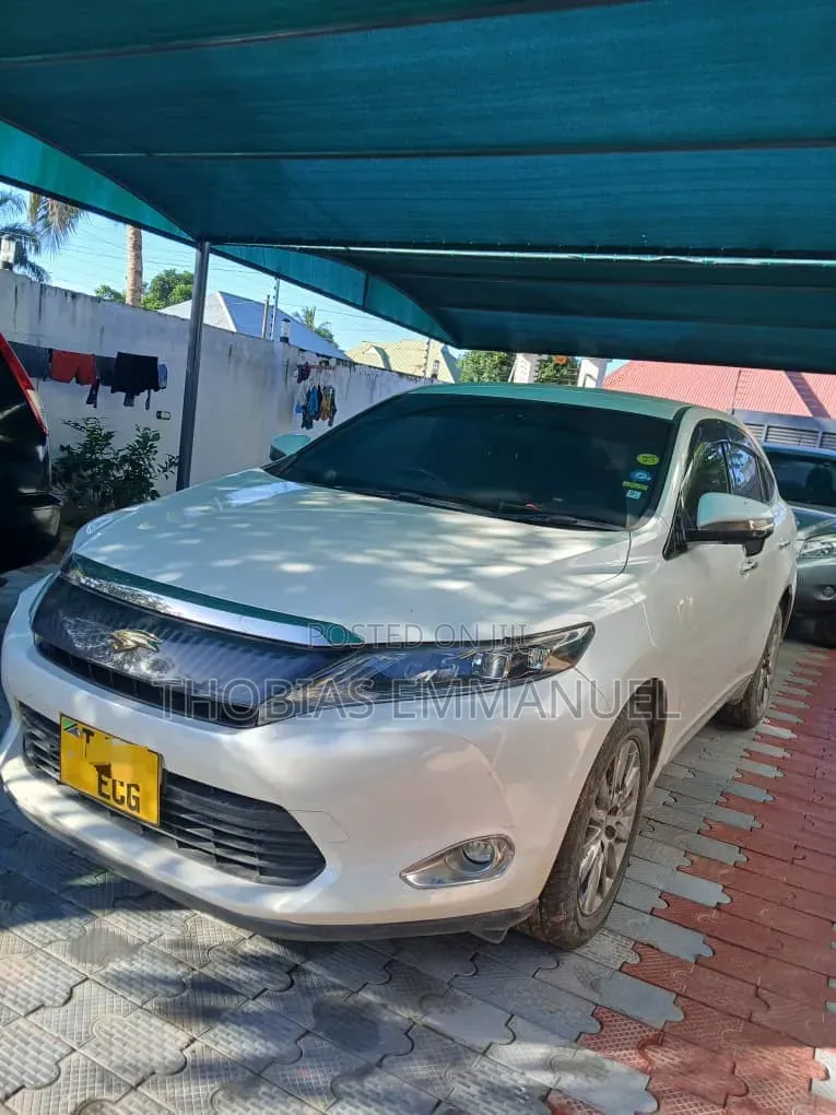 Toyota Harrier 2014 White