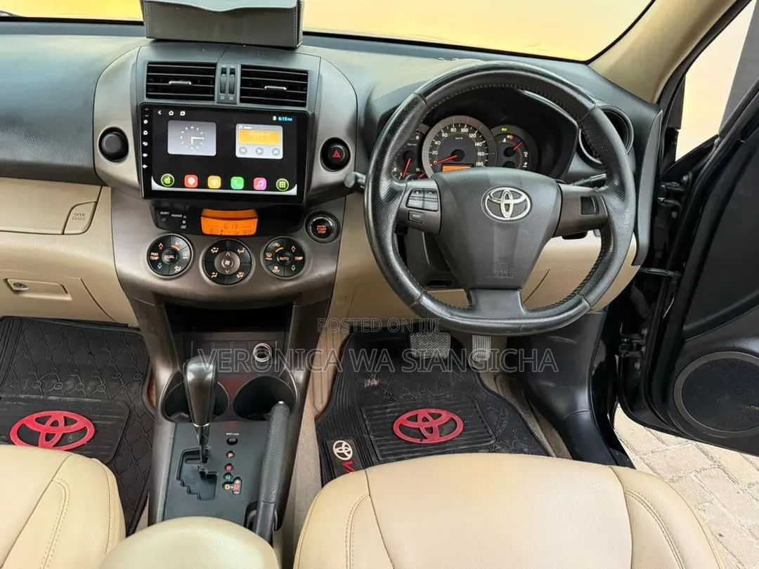 Toyota Vanguard 2012