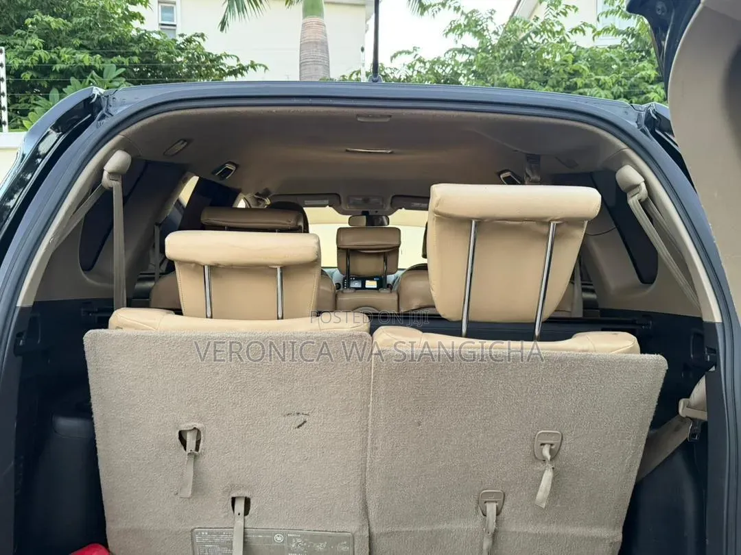 Toyota Vanguard 2012