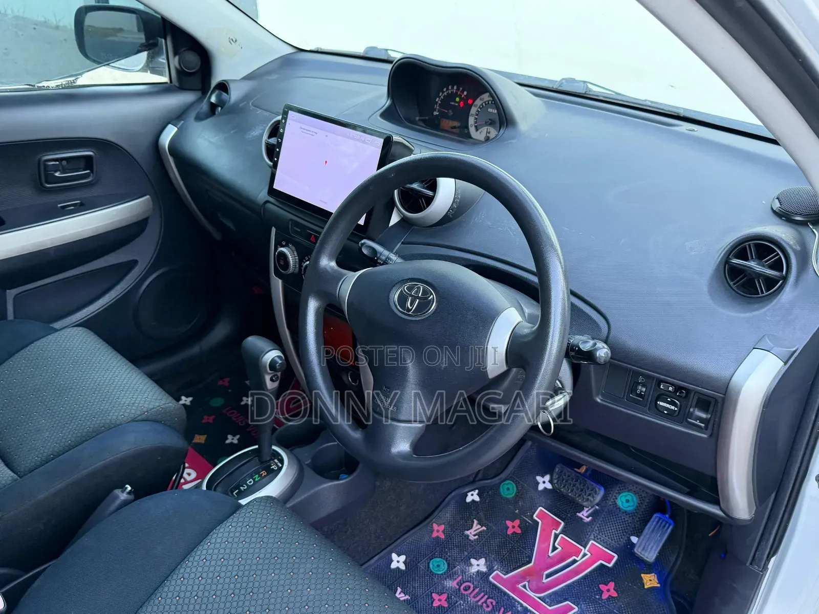 Toyota IST 2006 Silver