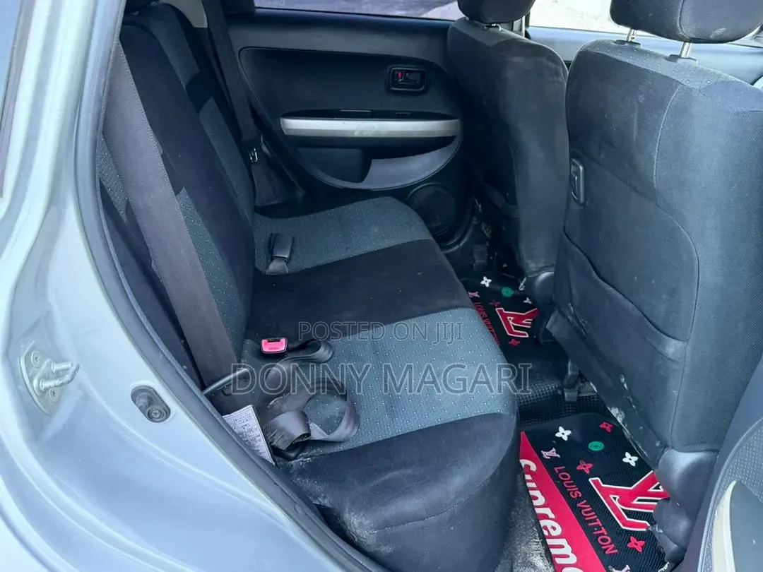 Toyota IST 2006 Silver