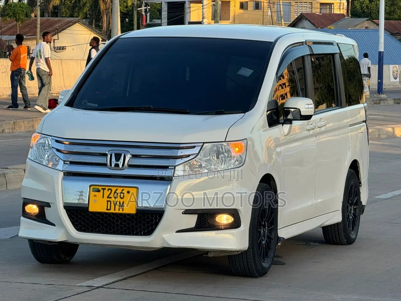 Honda Stepwgn 2011 White