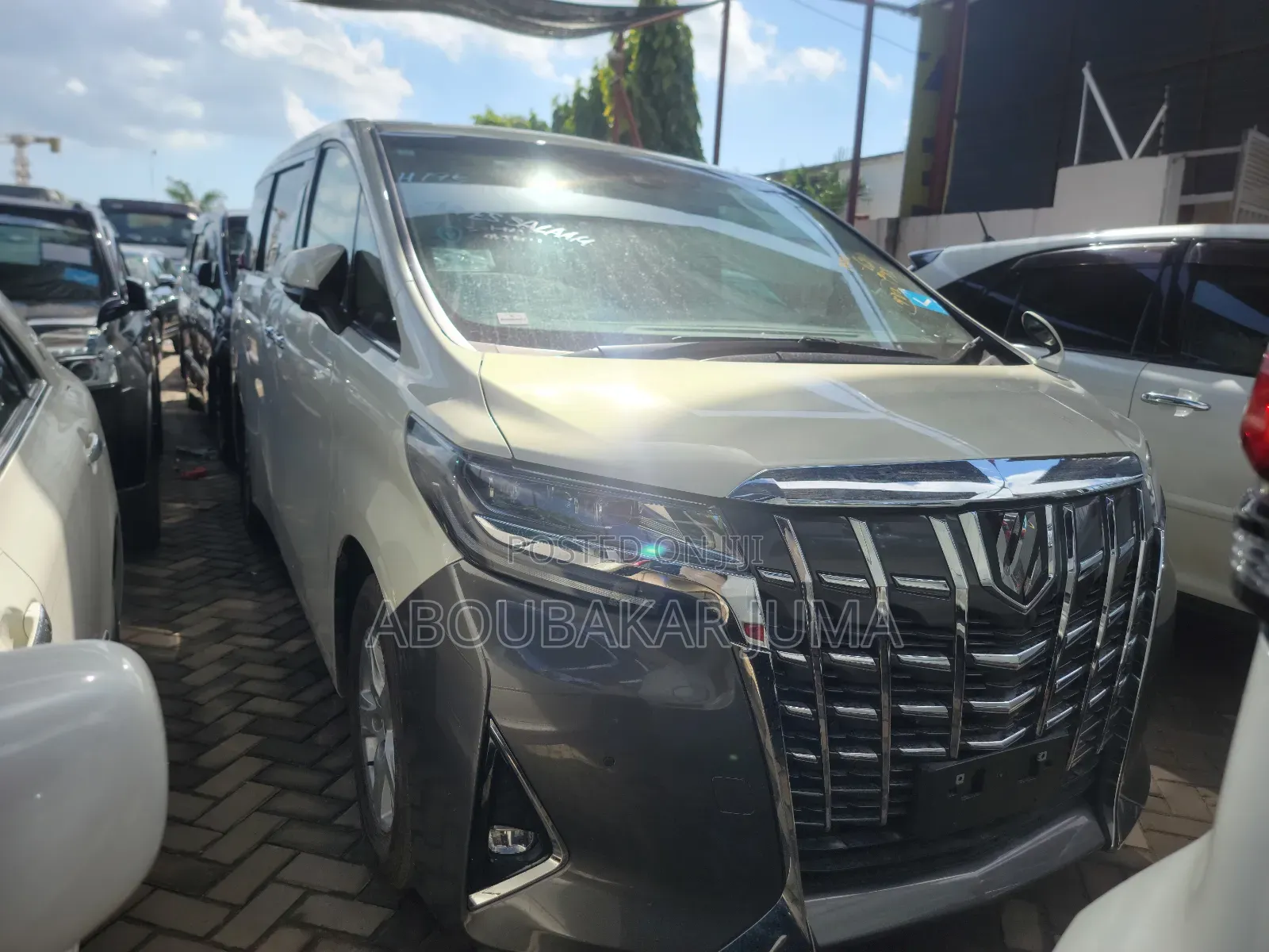 Toyota Alphard 2019 White