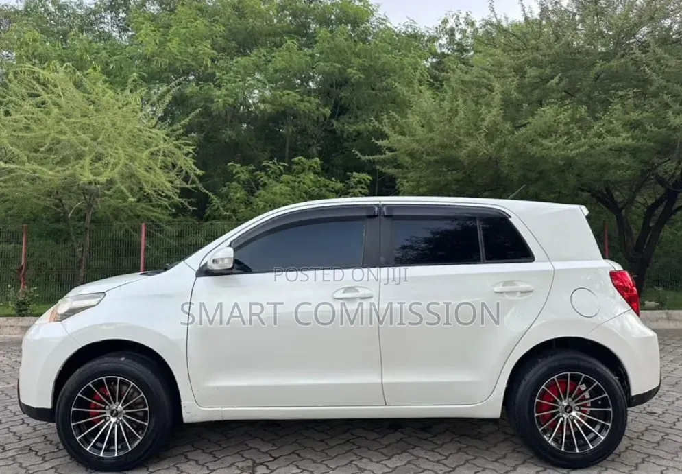 Toyota IST 2007 White