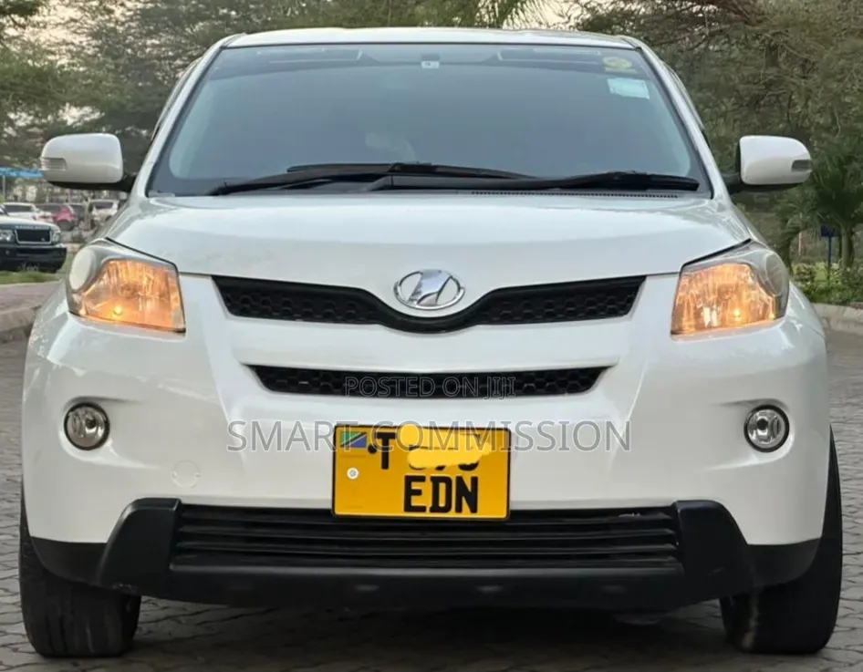 Toyota IST 2007 White