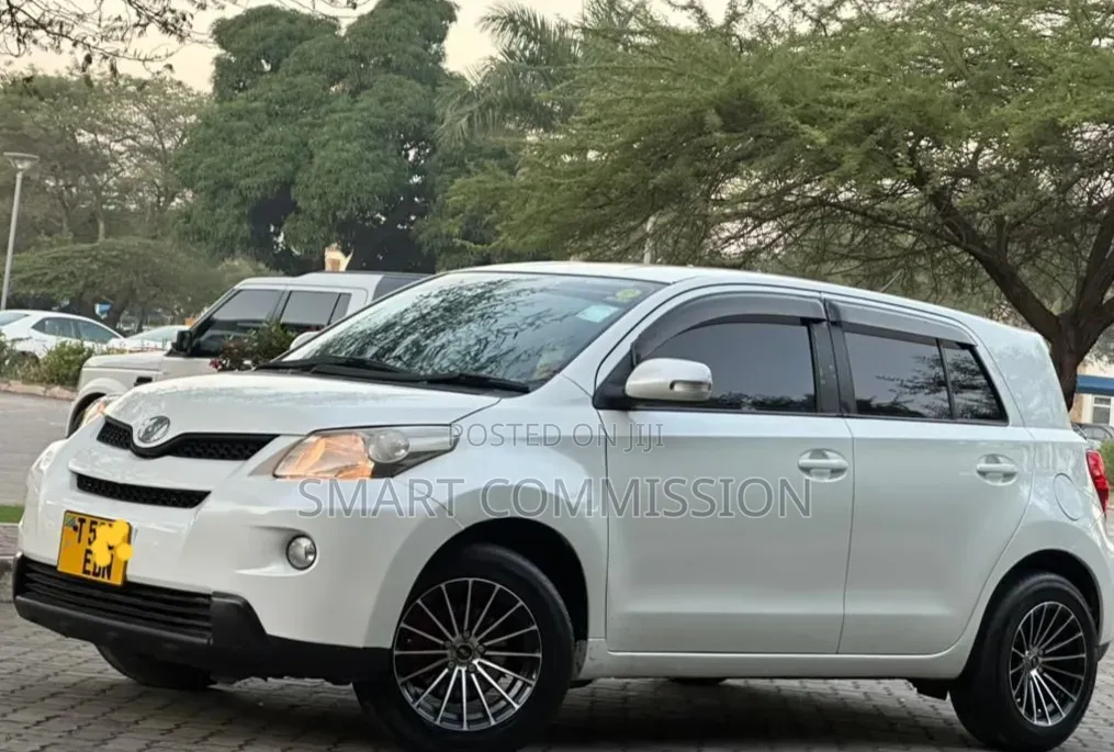 Toyota IST 2007 White