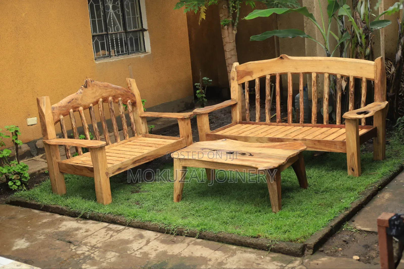 Live Edge Coach Set