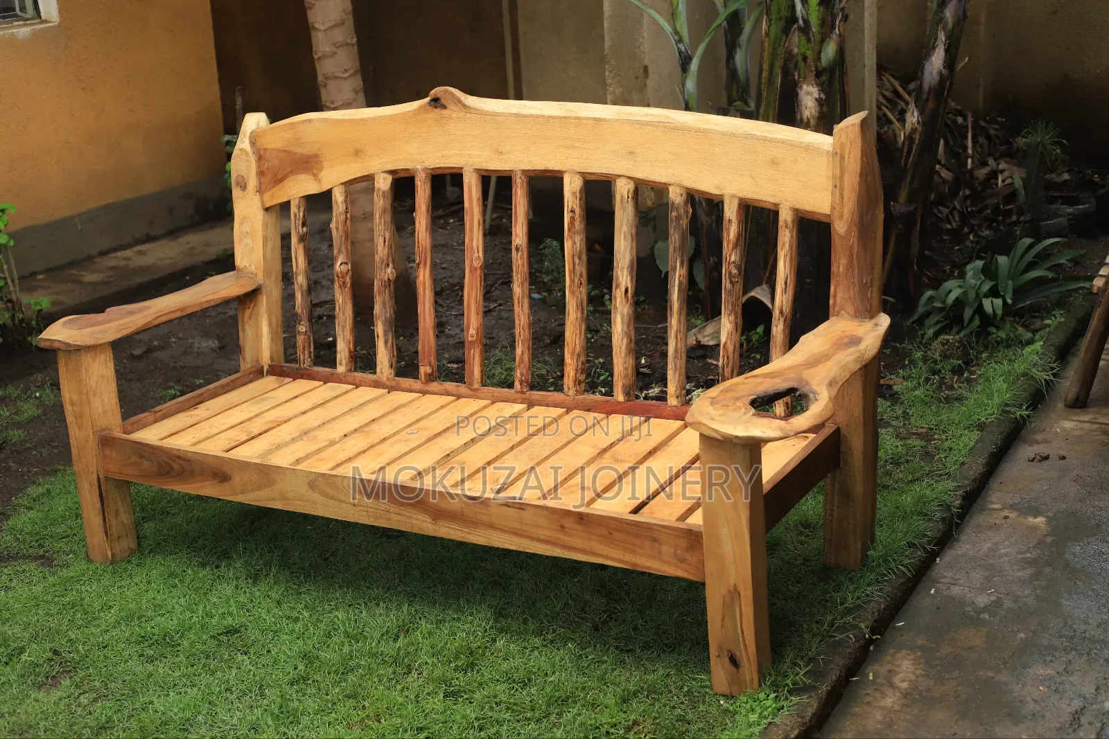 Live Edge Coach Set