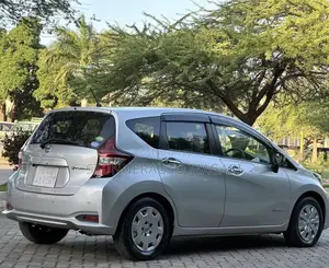 Nissan Note 2020 Silver