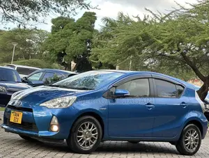 Toyota Aqua 2012 Blue